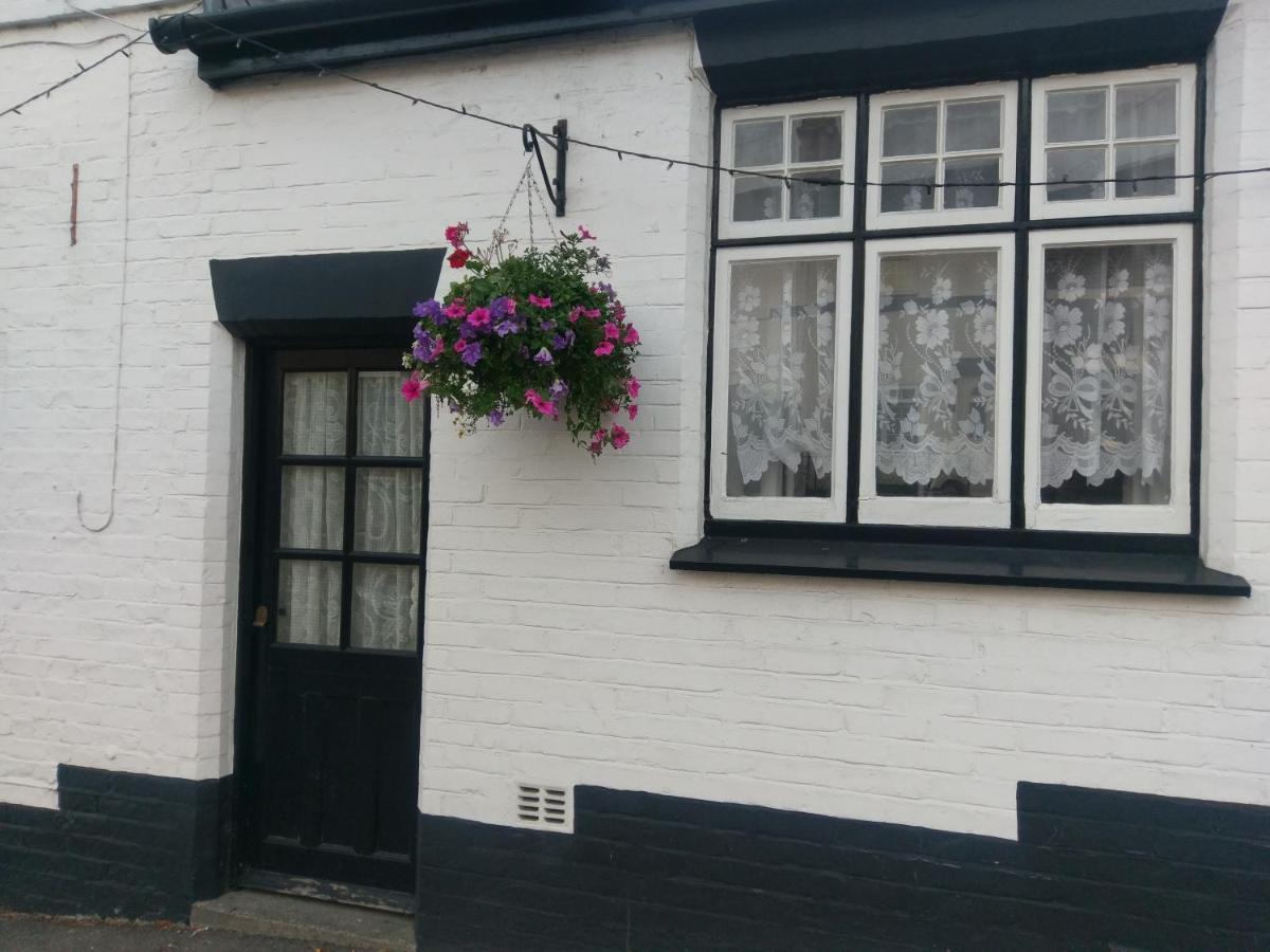 The Rifle Volunteer Bed & Breakfast Ware Exterior foto
