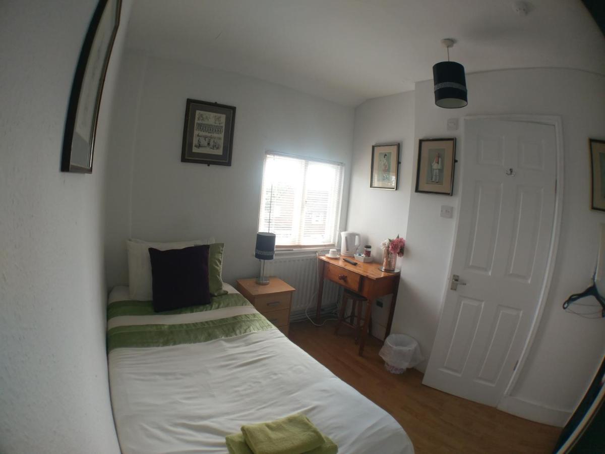 The Rifle Volunteer Bed & Breakfast Ware Cameră foto